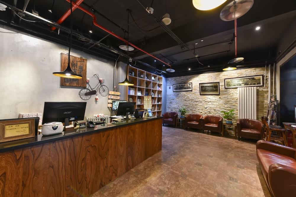 Nost Algia Hotel - Near Beijing Yonghe Lama Temple, Ghost Street, Beihai Park, Jingshan Park, Drum Tower, Houhai Bar Street, Tian'Anmen Square, Located In Beijing Traditional Hutongs, 5 Minutes Away From Subway, Free Laundry Serive Экстерьер фото