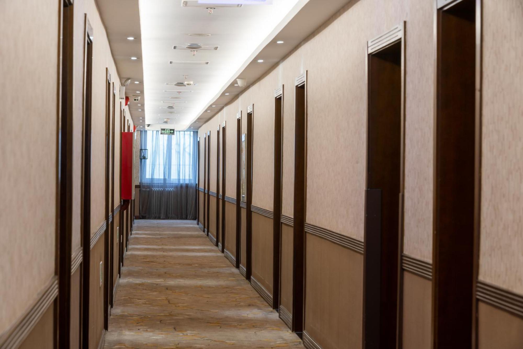 Nost Algia Hotel - Near Beijing Yonghe Lama Temple, Ghost Street, Beihai Park, Jingshan Park, Drum Tower, Houhai Bar Street, Tian'Anmen Square, Located In Beijing Traditional Hutongs, 5 Minutes Away From Subway, Free Laundry Serive Экстерьер фото