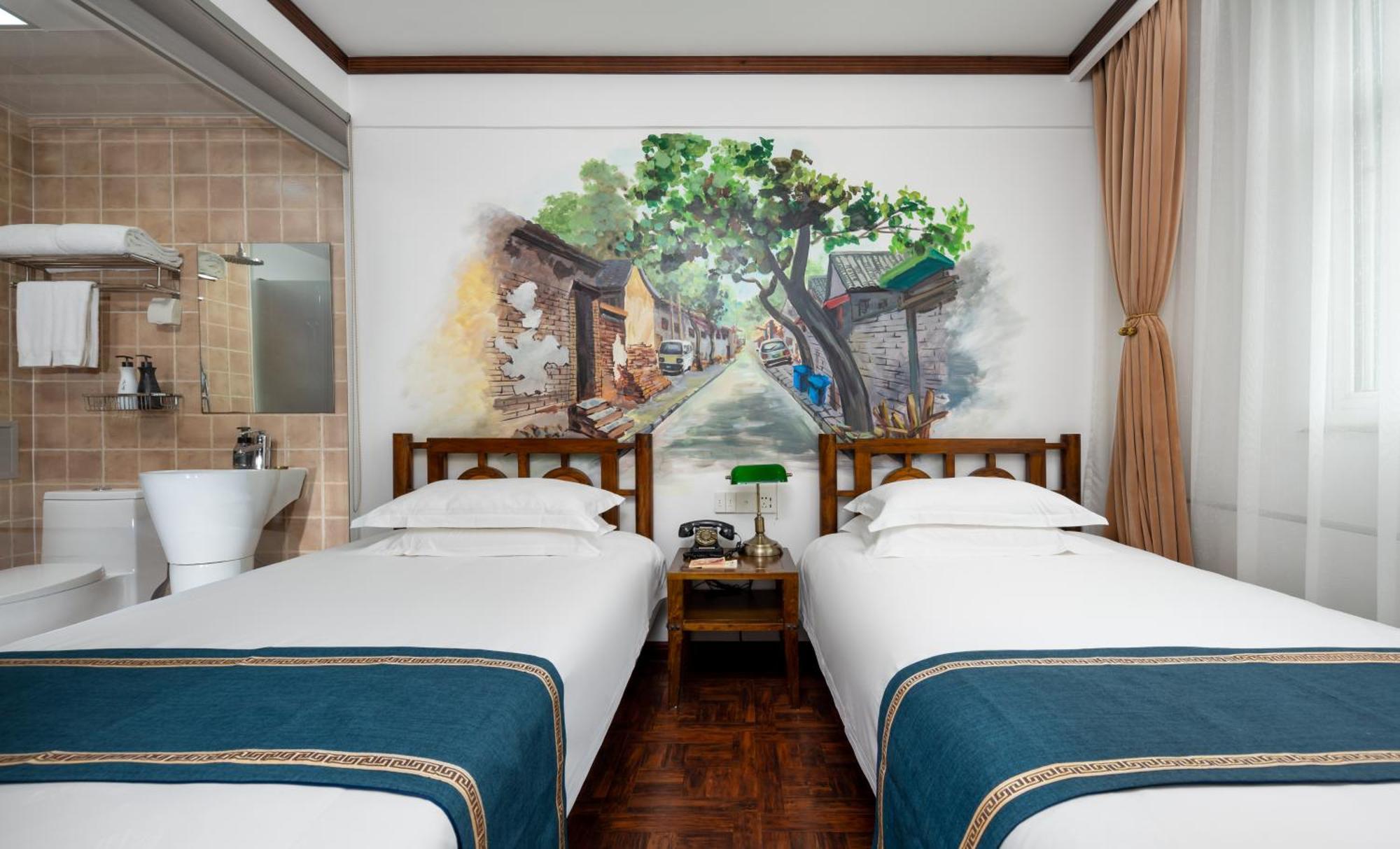 Nost Algia Hotel - Near Beijing Yonghe Lama Temple, Ghost Street, Beihai Park, Jingshan Park, Drum Tower, Houhai Bar Street, Tian'Anmen Square, Located In Beijing Traditional Hutongs, 5 Minutes Away From Subway, Free Laundry Serive Экстерьер фото